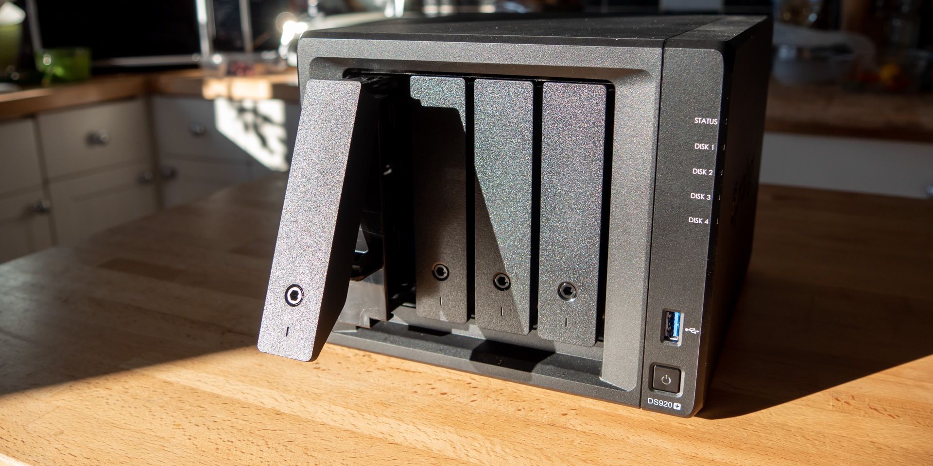 Synology DS920+